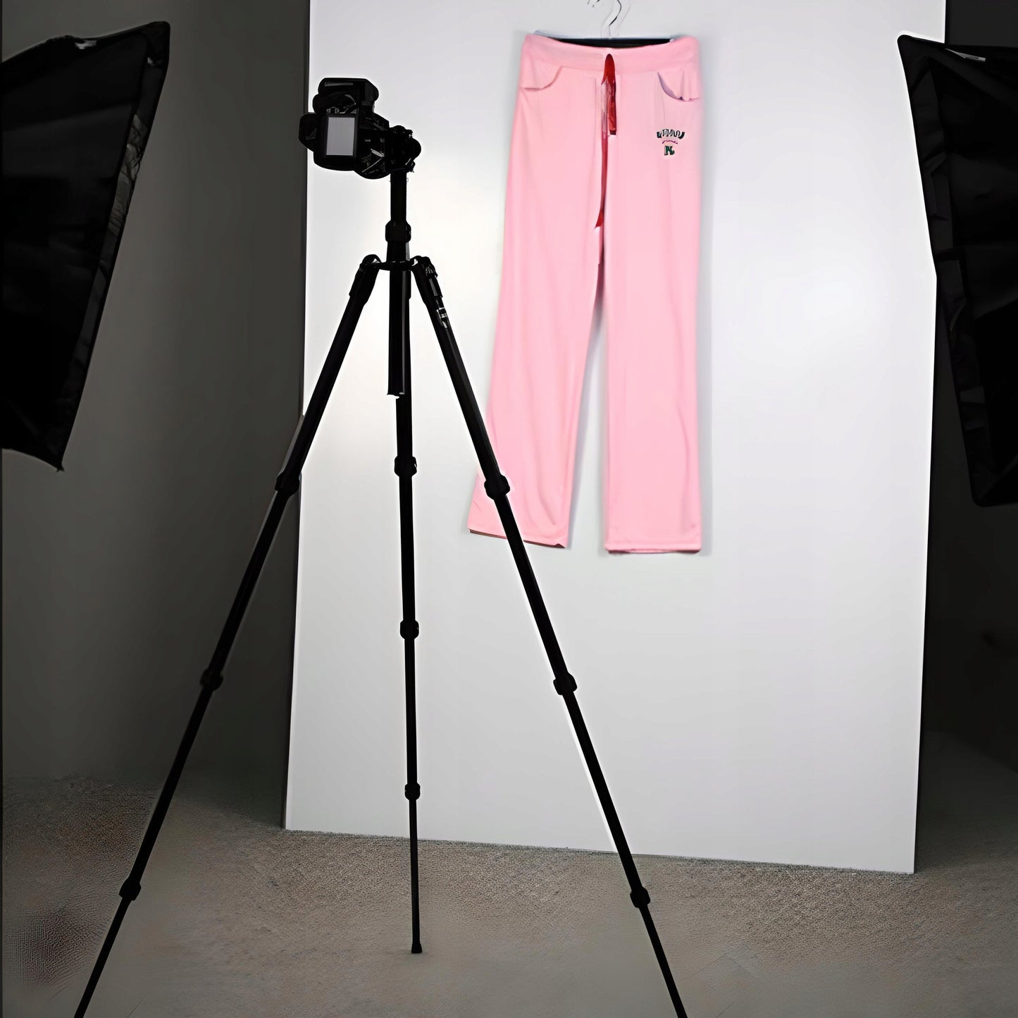 Fotografinis rinkinys: 2x fotografinė lempa, trikojis, 2x 50x70cm softboxas