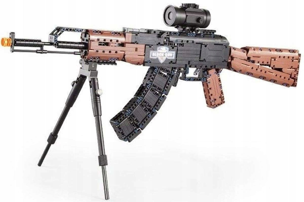 CADA Statybinių blokelių rinkinys Šautuvas AK-47 KALASHNIKOV 738 EL. Didelis