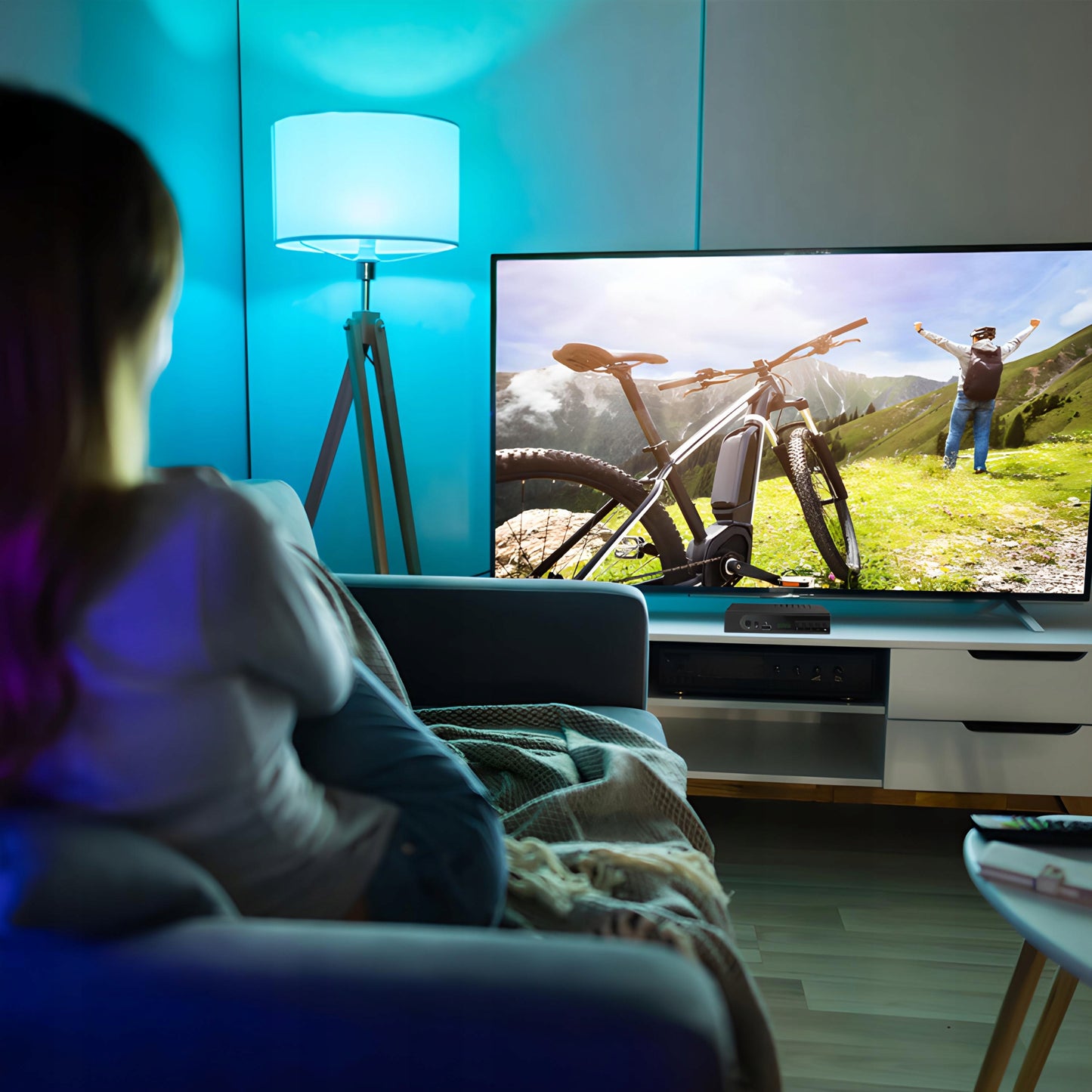 Antžeminės televizijos imtuvas-derintuvas Full HD DVB-T2 HEVC H.265 Universalus