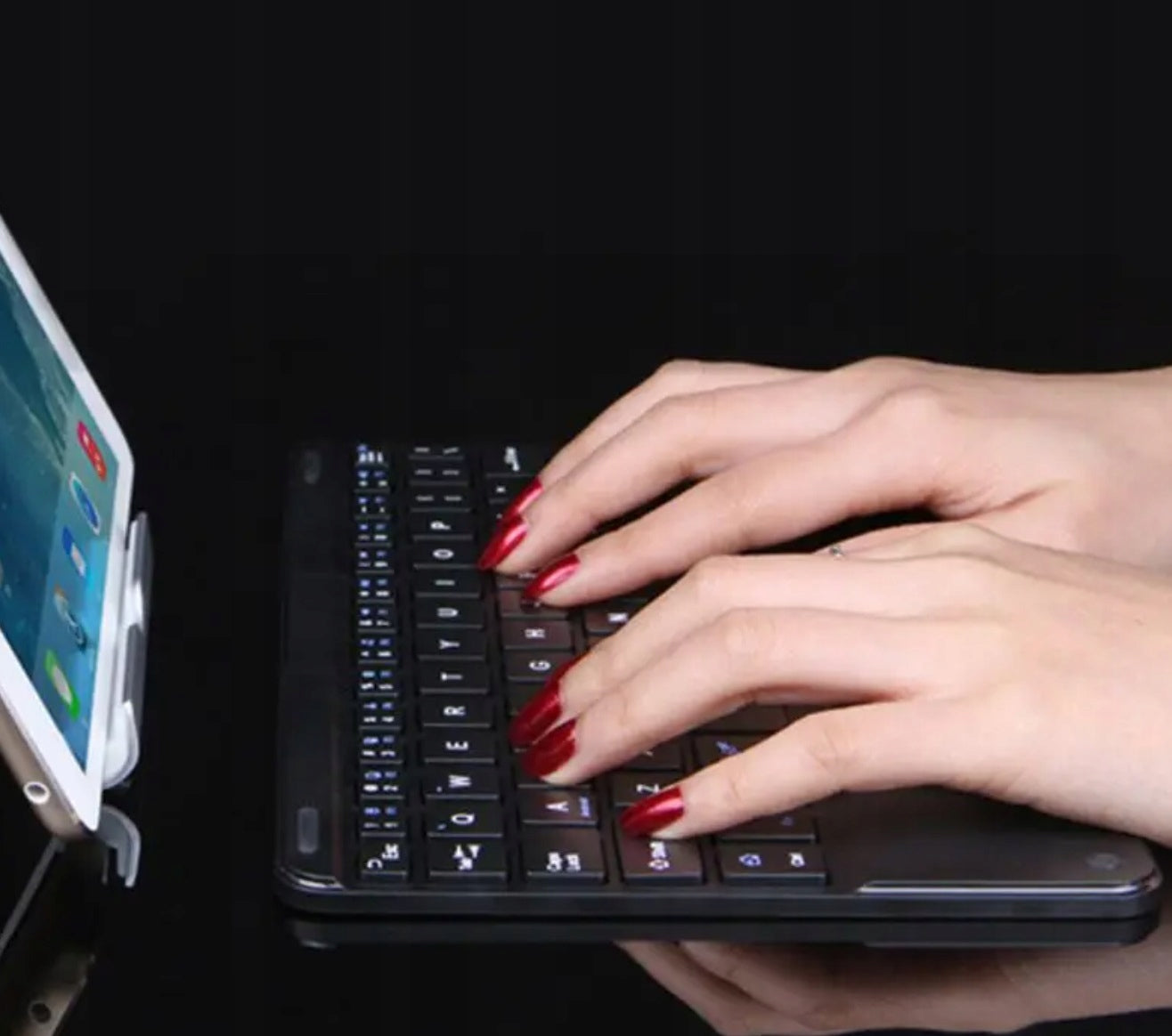 Belaidė Bluetooth klaviatūra su Touchpad, skirta SAMSUNG APPLE LENOVO XIAOMI