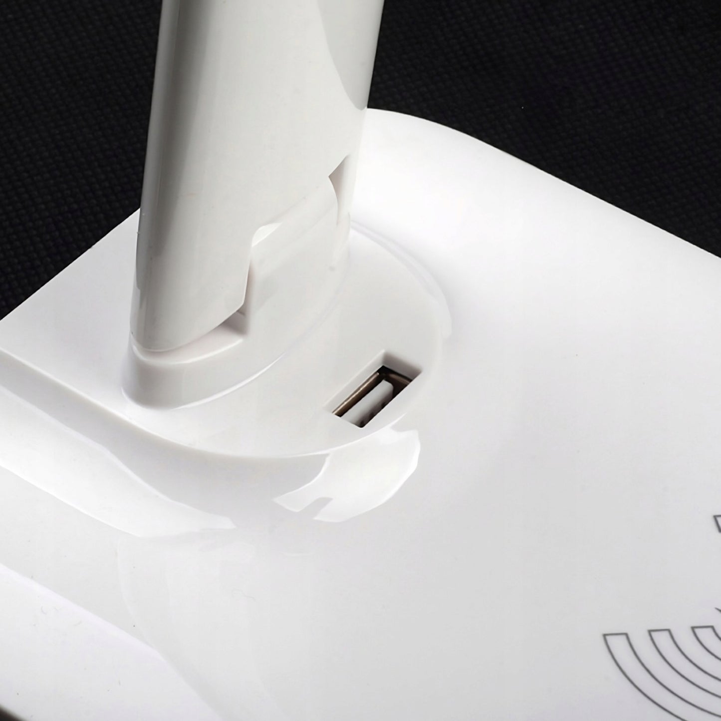 LED BRAIŽYBOS STALINĖ lempa, mokyklinė, naktinė ant rašomojo stalo + INDUKCINIS KROVIKLIS