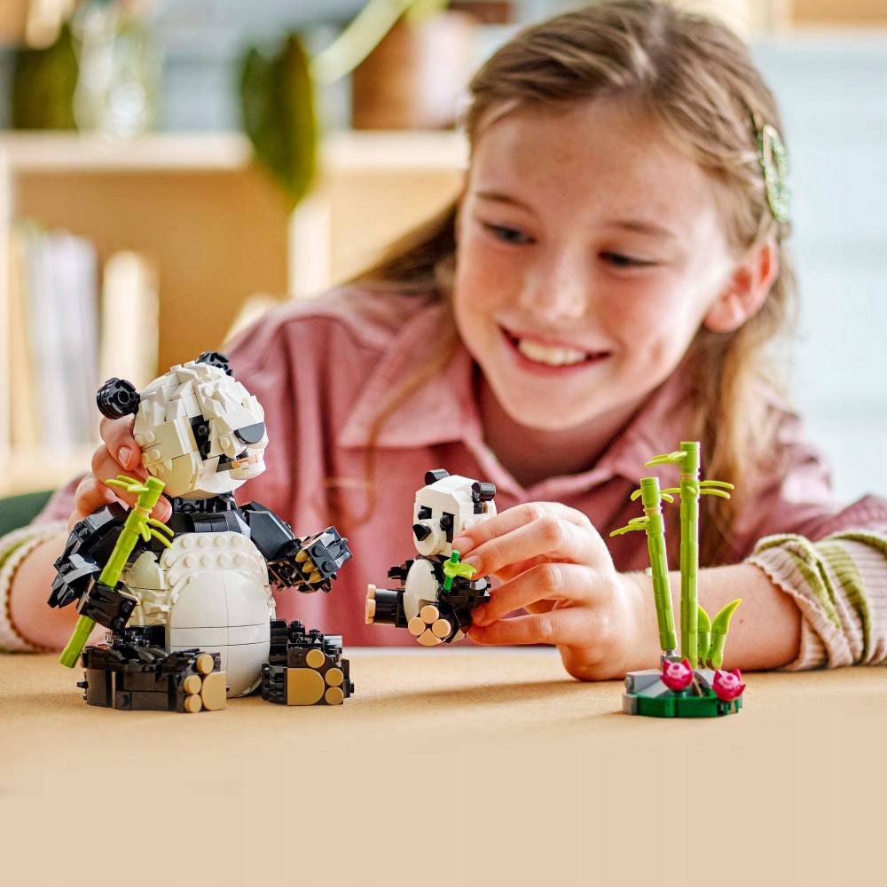 LEGO 31165 CREATOR Laukiniai gyvūnai: pandų šeima 3-in-1