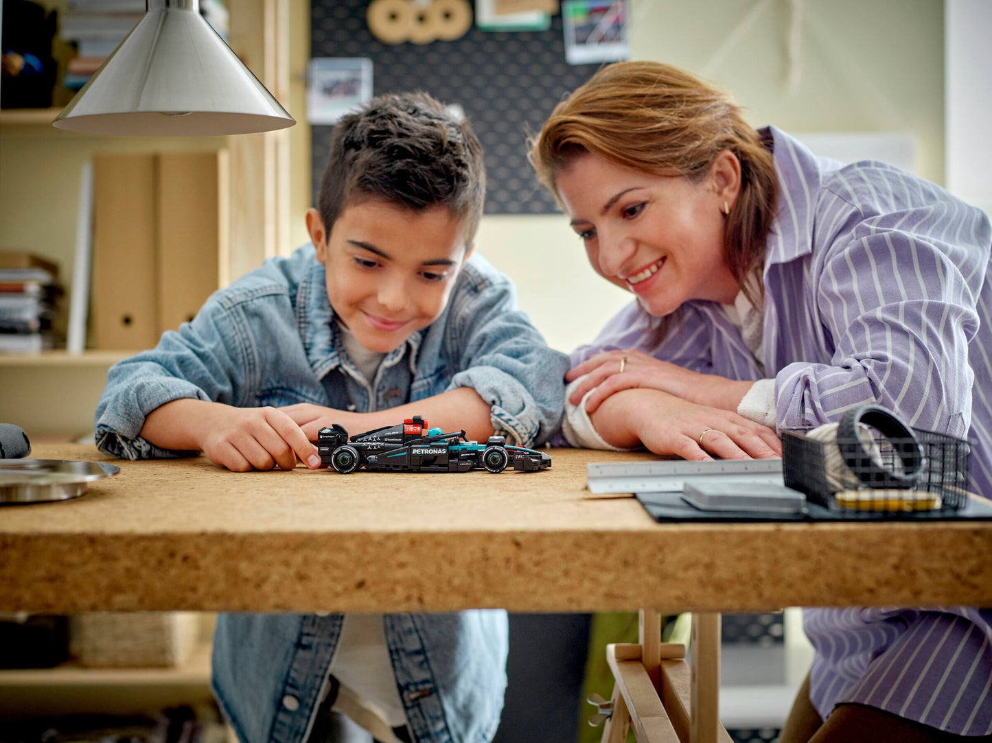 LEGO Speed Champions 77244 Mercedes-AMG W15 F1 bolidas Formulė 1 lenktyninis automobilis