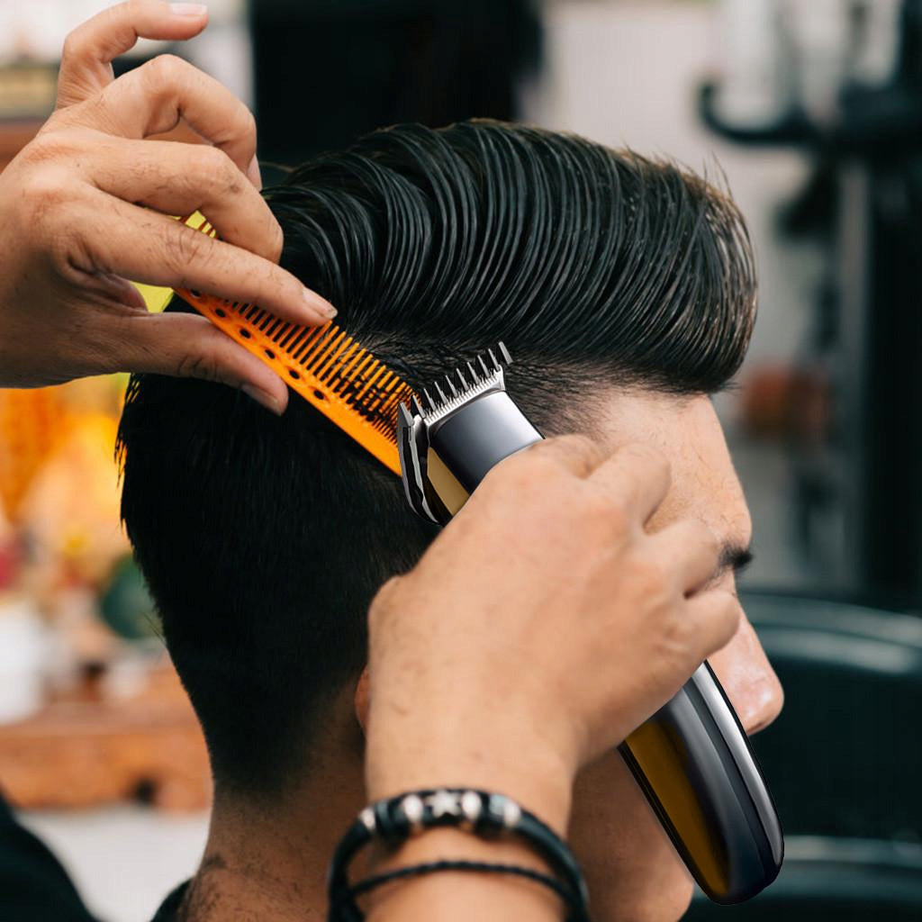 Kirpimo mašinėlė, trimeris, skustuvas - rinkinys barzdai, plaukams, nosiai, antakiams kirpti, su antgaliais