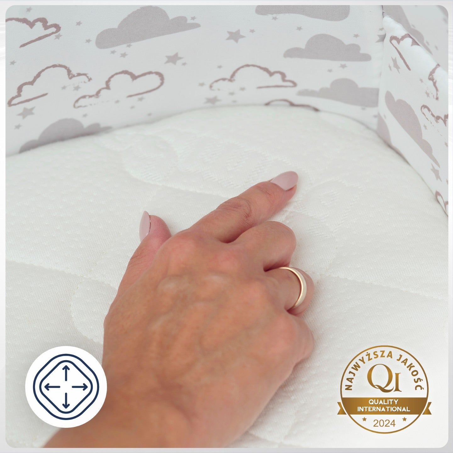 Kietas putplasčio čiužinys Chicco Baby Hug 4in1 lopšiukui