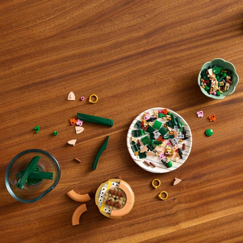 LEGO 10343 ICONS Botanikos Mažoji orchidėja