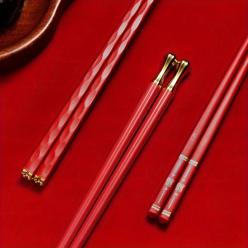Sushi Lazdelės – 5 Poros Daugkartinio Naudojimo, 24,3 cm, Stiklo Pluošto, Raudonos su Aukso Imitacija, Japoniško Stiliaus