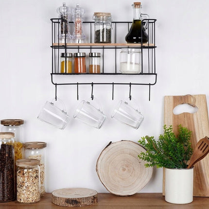 Prieskoninės lentynos – praktiškas ir stilingas sprendimas, skirtas tvarkyti jūsų virtuvę.