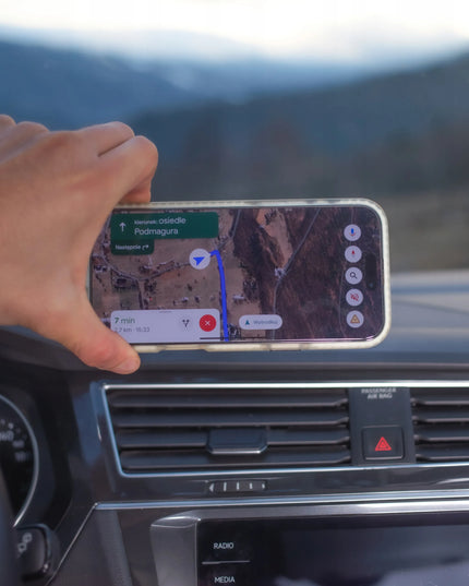 Spacecase magnetinis automobilinis telefono laikiklis ant prietaisų skydelio su MagSafe funkcija