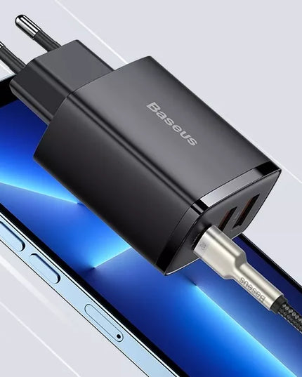BASEUS greitasis sieninis įkroviklis telefonui 3x USB USB-C 30W PD QC 3.0 AFC