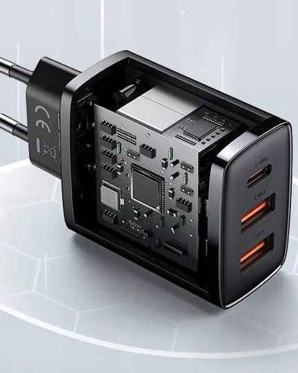 BASEUS greitasis sieninis įkroviklis telefonui 3x USB USB-C 30W PD QC 3.0 AFC
