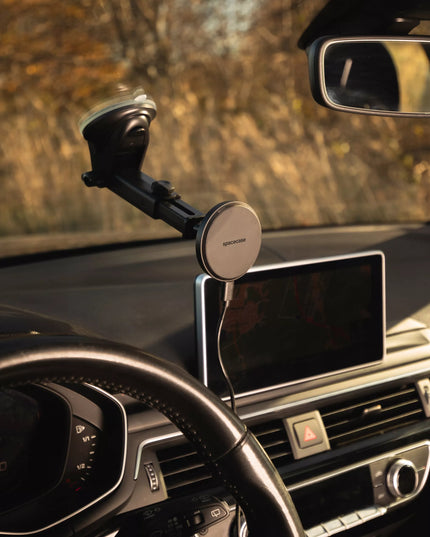 AUTOMOBILINIS TELEFONO LAIKIKLIS ANT STIKLO SU INDUKCINIU ĮKROVIKLIU, SKIRTAS MAGSAFE
