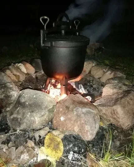 Ketauninis kociołekas 8L medžiojamojo stiliaus vengriškas puodas troškiniams ant laužo ir grilio