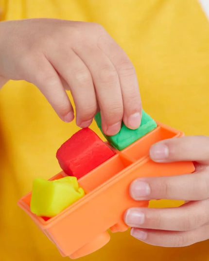 PLAY-DOH modelinas „Kokteilių trintuvas“ su priedais F9142