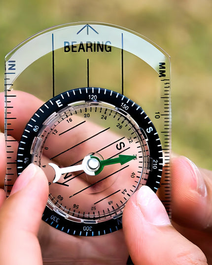 Išgyvenimo rinkinys Survivalowy 11-in-1 – būtiniausių išgyvenimo priemonių rinkinys