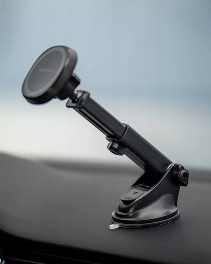 Spacecase magnetinis telefono laikiklis automobiliui, skirtas tvirtinti prie stiklo ar prietaisų skydelio, su „MagSafe“ palaikymu
