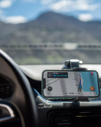 AUTOMOBILINIS TELEFONO LAIKIKLIS ANT PRIETAISŲ SKYDELIO STIPRUS