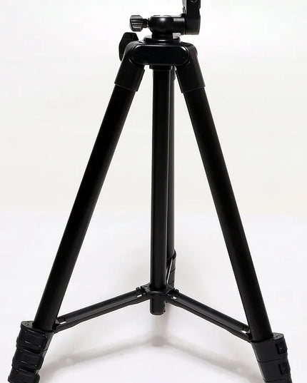 Trikojis stovas 136 cm asmenukėms, nuotolinio valdymo pultelis, telefono laikiklis, aliuminis, dėklas