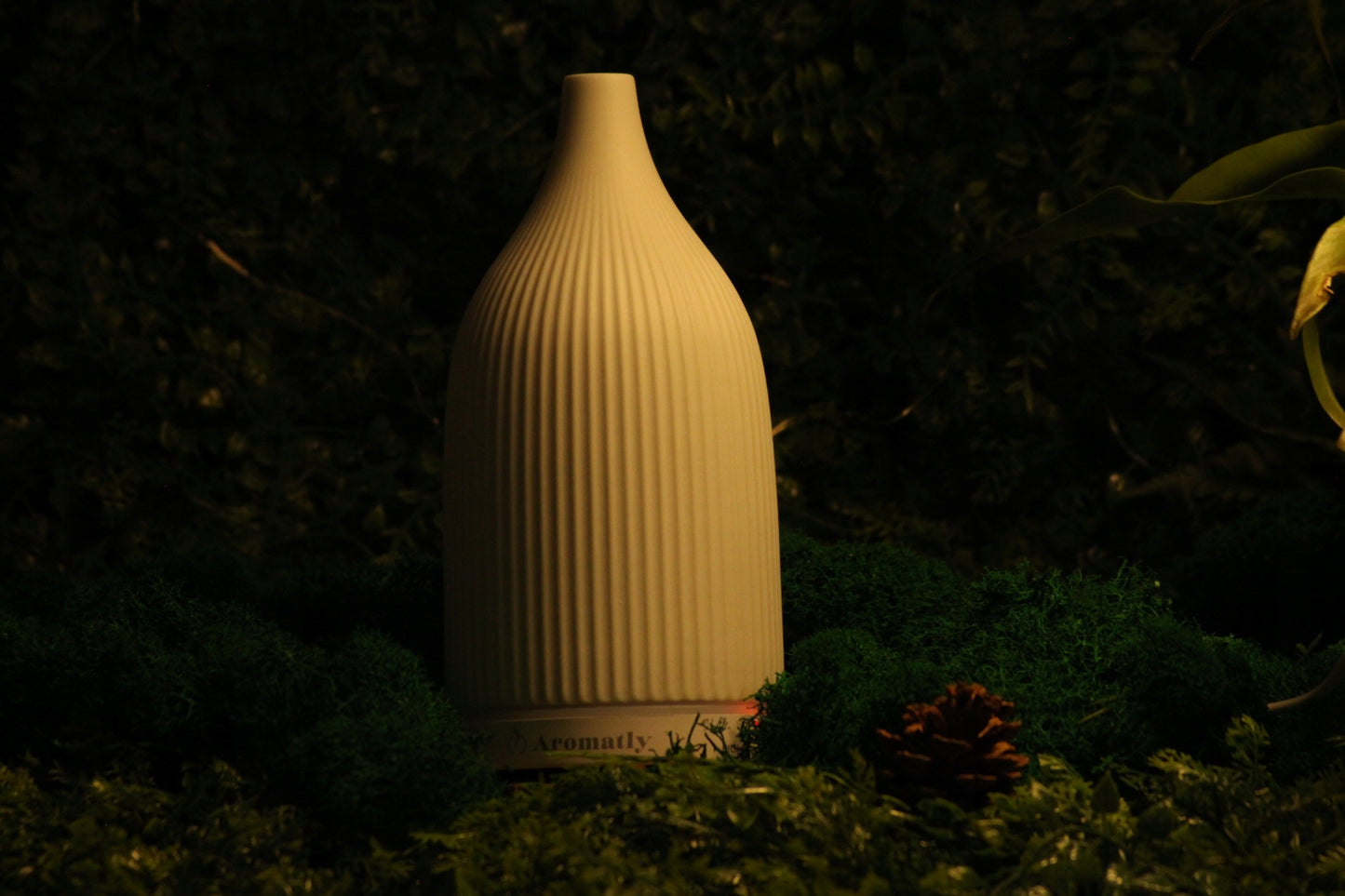 Aromatly Keraminis Kvapų Difuzorius Aromaterapijai Naktinė Lemputė | DOVANA