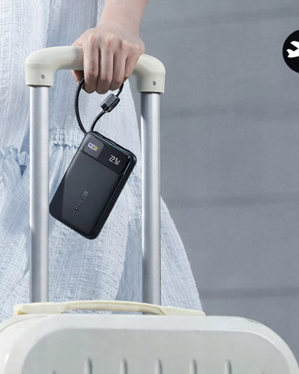 BASEUS išorinė baterija 10000 mAh 22.5W su USB-C ir Lightning laidais Apple Android