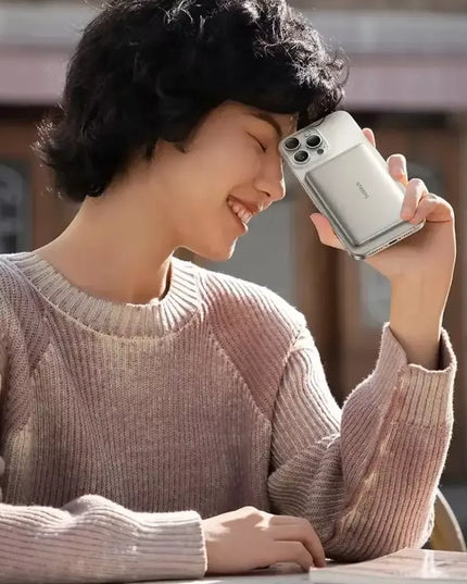 Spartusis „BASEUS“ 5000 mAh 20 W belaidis „Power Bank“ su USB-C jungtimi – galingas ir saugus