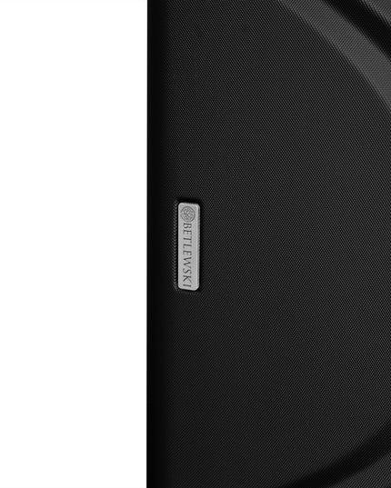 Elegantiškas kelioninis lagaminas su šoninėmis kojelėmis ir kodu užraktu BETLEWSKI