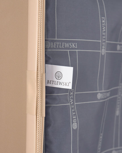 Mažas rankinio bagažo lagaminas su kodu ant ratukų, patogus BETLEWSKI