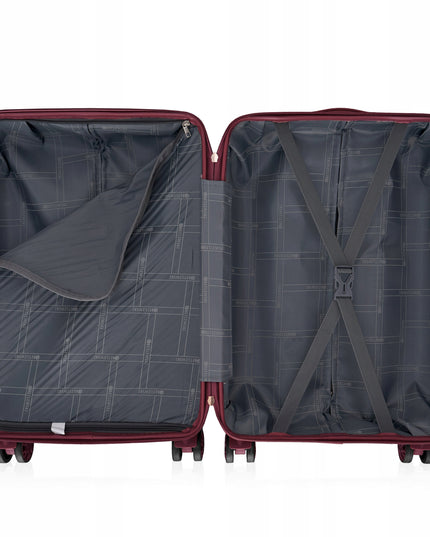 BETLEWSKI Kelioninis kabininis lagaminas, talpus atostogoms, su ratukais, stilinga rankena.