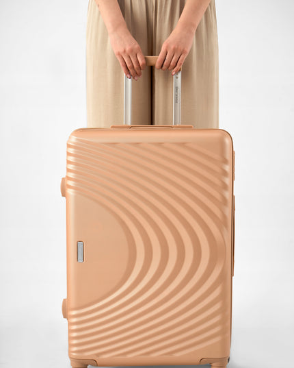 BETLEWSKI Kietas kelioninis lagaminas su ratukais, saugus kombinuotas užraktas