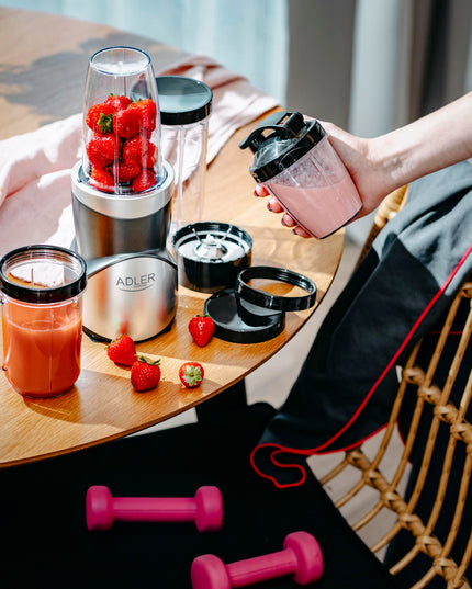 Stalo trintuvas smoothie kokteiliams 1200W + 4 buteliukai/puodeliai