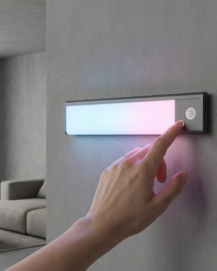 BOSTE išmanusis naktinis LED šviestuvas su RGB, judesio ir sutemų jutikliu, magnetinis