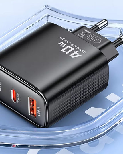 BOSTE universalus tinklo įkroviklis telefonui 2xUSB-C USB-A 40W GaN - CE