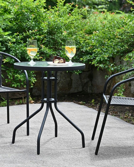 Balkono, sodo staliukas ir kėdės