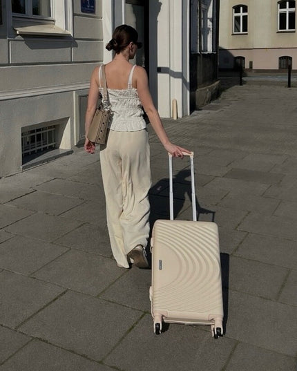 Mažas rankinis lagaminas kelionei, su ratukais, saugiu derinamo užraktu, Betlewski