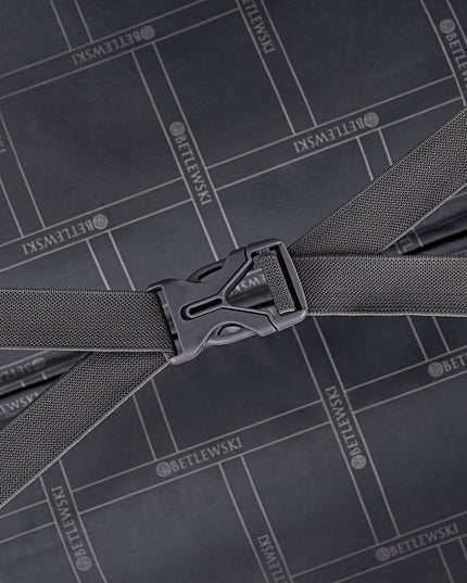 Betlewski Vidutinio dydžio rankinis kelioninis lagaminas su ratukais, skirtas komandiruotėms.