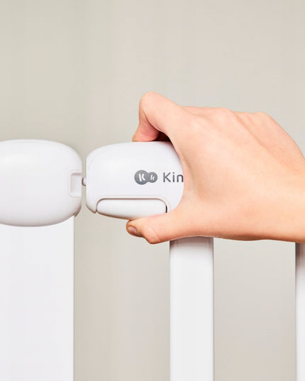 Mediniai apsauginiai prispaudžiami varteliai laiptams ir durims LOCK&GO Kinderkraft