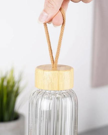 Vilde stiklinis butelis gėrimams, vandeniui, sultims, limonadui ir kokteiliams, 0,5 l