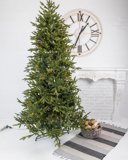 Dirbtinė eglutė Arkties eglė žalia PE+PVC 215 cm + LED girlianda