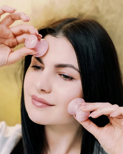 CRYSTALLOVE rožinio kvarco grybuko formos veido masažuoklis