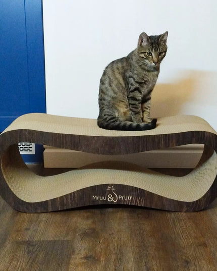 DIDELĖ KARTONINĖ KATĖS DRASKYKLĖ IR GULIMAS VIETA 78x28x24 cm Mruu&Pruu