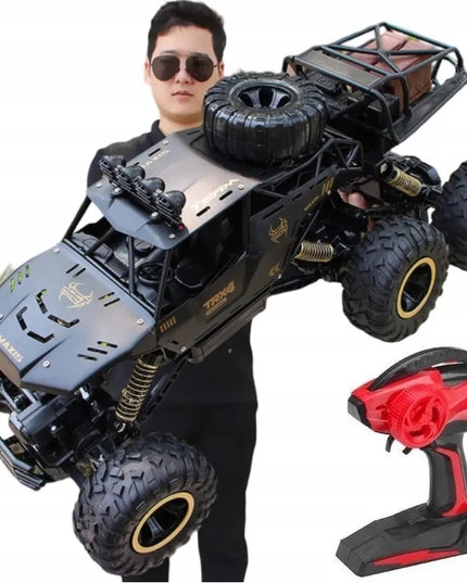 Didelis nuotoliniu būdu valdomas metalinis visureigis 6x4, 1:12 mastelio, su pultu