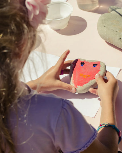 „Regmag“ didelis akmenų tapymo rinkinys „DIY“ su tamsoje šviečiančiais dažais ir teptukais