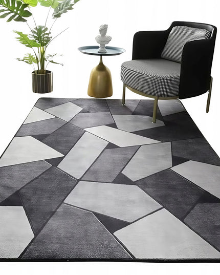 Modernus neslystantis pilkas juodas kilimas 120x170 cm mozaikos raštu svetainei BCF