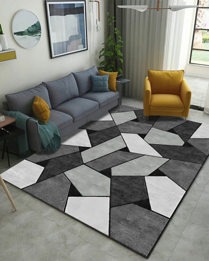 Modernus neslystantis pilkas juodas kilimas 120x170 cm mozaikos raštu svetainei BCF