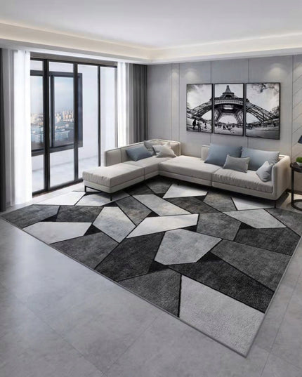 Modernus neslystantis pilkas juodas kilimas 120x170 cm mozaikos raštu svetainei BCF