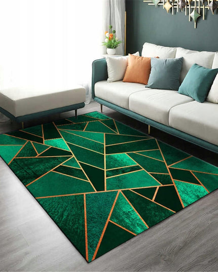 Kilimas 220x160cm žalias, glamūrinis, su auksinėmis detalėmis, geometriniai trikampiai