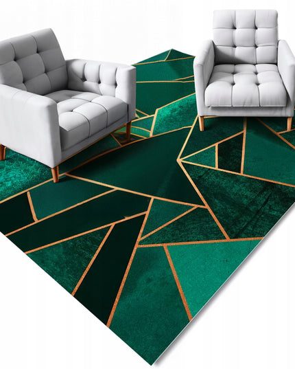 Kilimas 220x160cm žalias, glamūrinis, su auksinėmis detalėmis, geometriniai trikampiai