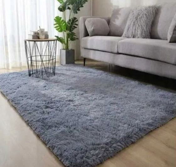Minkštas pūkuotas kilimėlis, pliušinis kilimas, neslystantis, 120x160
