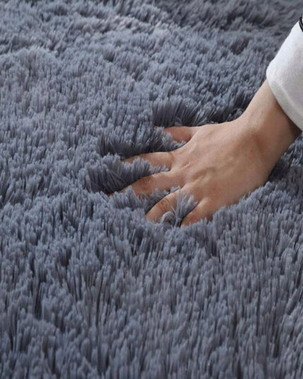 Minkštas pūkuotas kilimėlis, pliušinis kilimas, neslystantis, 120x160