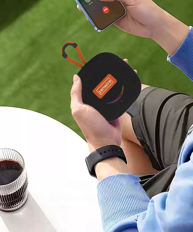 Zenwire mažas nešiojamas belaidis Bluetooth garsiakalbis Boombox su FM radiju ir MP3 13W